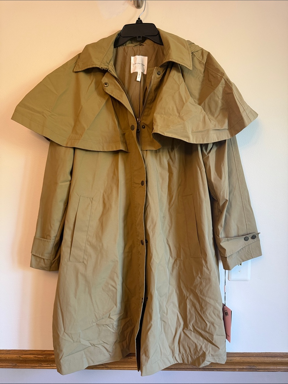 Avec Les Filles Hooded Cape Raincoat - Picture 3 of 10